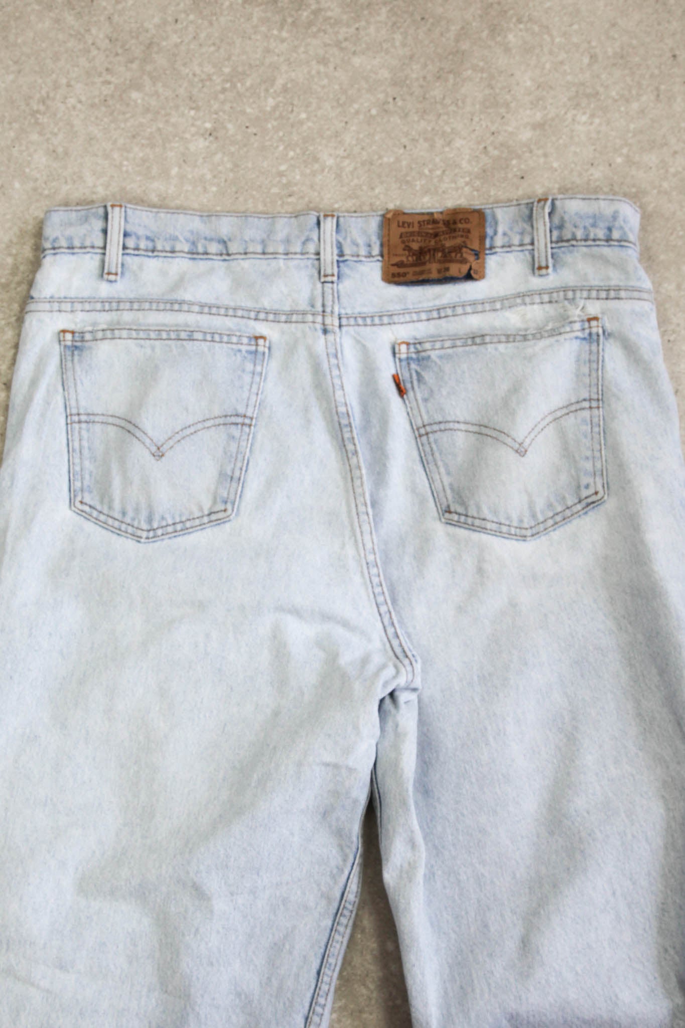 Levis vintage outlet 550